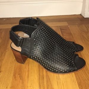 Steve Madden Black Sandals